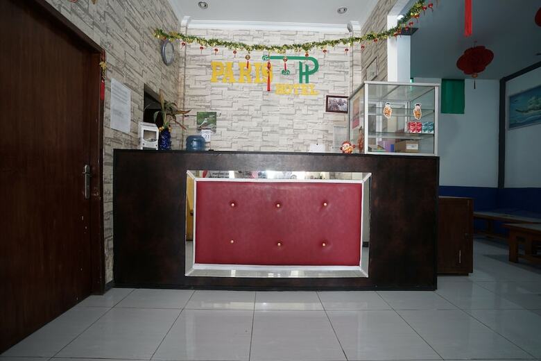 Hostal Oyo 1315 Paris Hotel