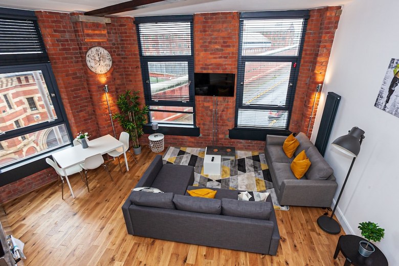 Oyo Arena Apartments