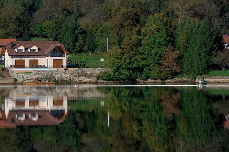 Villa Jezerska Vila