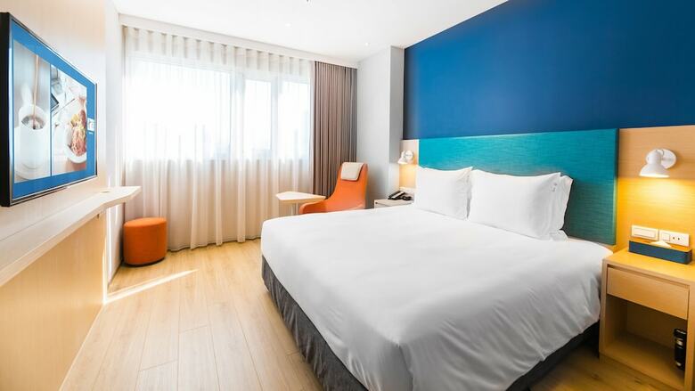 Hotel Holiday Inn Express Taichung Fengchia