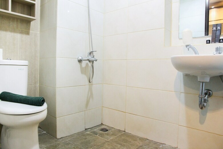 Simply Studio Apartment @ Grand Dhika City