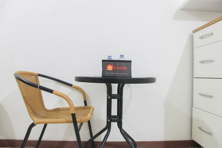 Modern 1br At Condominium Green Bay Pluit Apartment