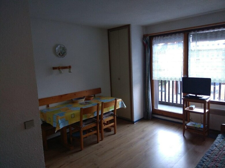Apartamento Plansd21 2 Rooms 4 People 2 Exposed South