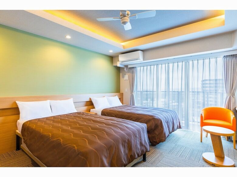 Yenn's Marina Inn Mercy