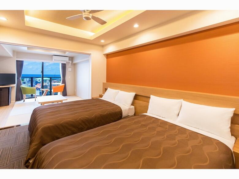 Yenn's Marina Inn Mercy