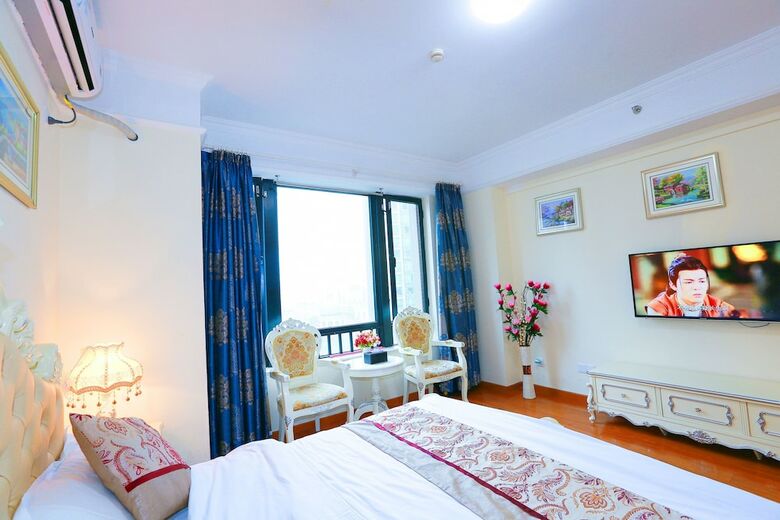 Mango Holiday Apartment Hotel