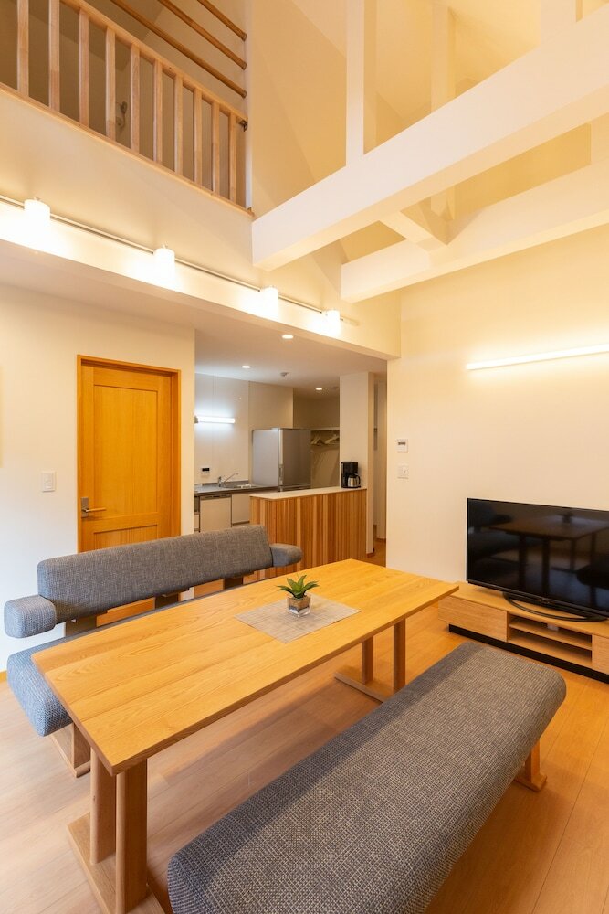 Hakuba Powder Mountain Lodge