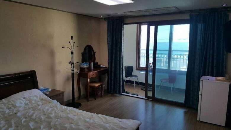 Eden Hostel