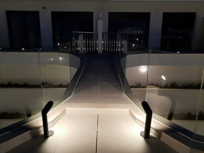 Apartamentos Apto de Lujo En La Playa Con Piscina (#6)