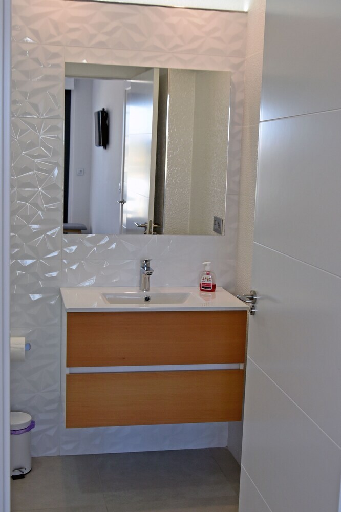 Apartamentos Apto de Lujo En La Playa Con Piscina (#6)