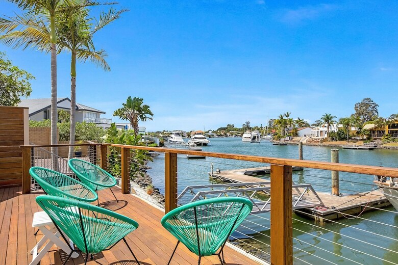 Sunshine Villa At Sanctuary Cove
