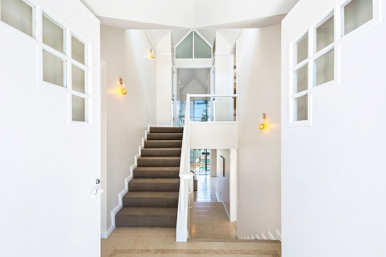 Sunshine Villa At Sanctuary Cove
