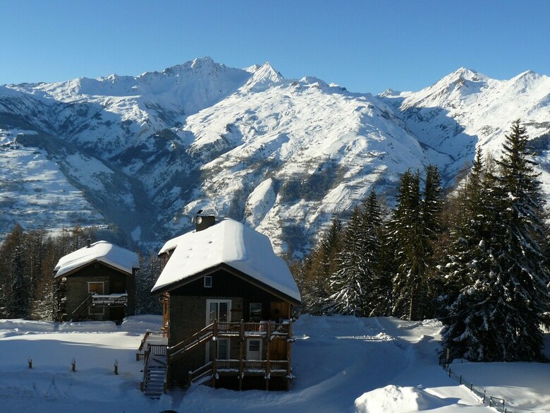 Courbaton Village