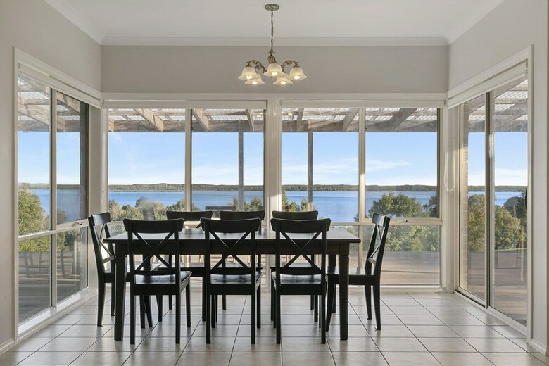 Waterview Estate - Free Wifi, Amazing Ocean Views