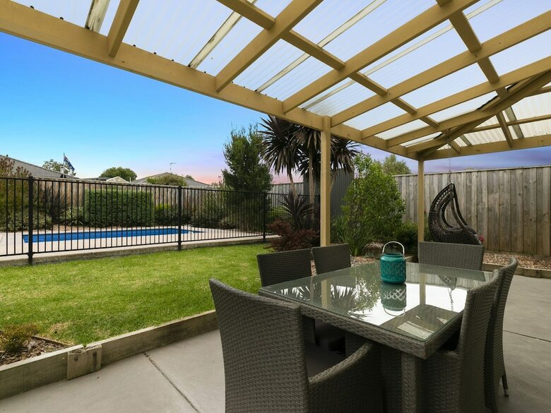 Villa Beached As - Free Wifi, Netflix & Foxtel, Heated Pool