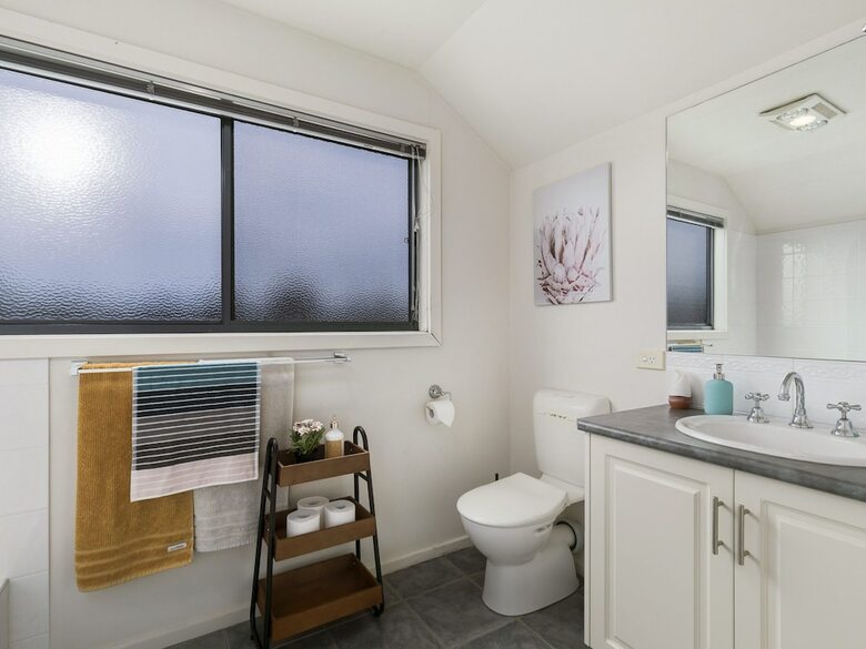 Villa Beached As - Free Wifi, Netflix & Foxtel, Heated Pool