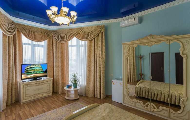 Hotel Slavyanka