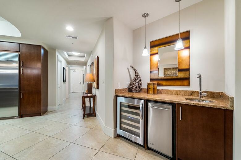 Gulf-front Three Bedroom - Tpc1402