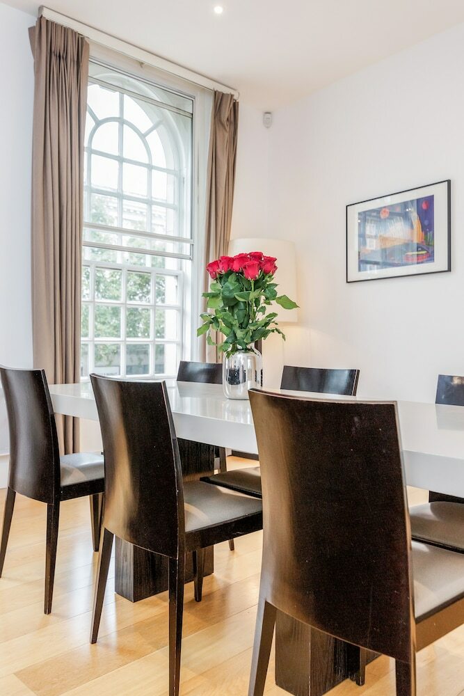 Apartamentos Stylish 3 Bed 3 Bath In Kens High St