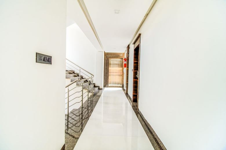 Fabhotel Deepali Residency