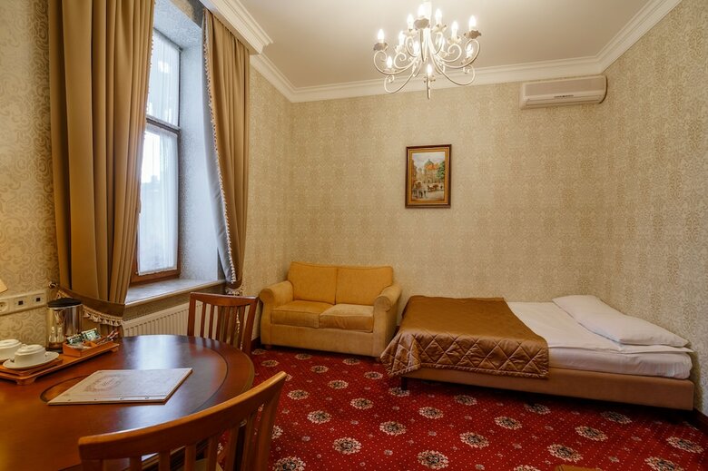 Chopin Hotel