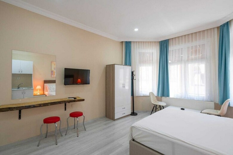 Bicer Hotel