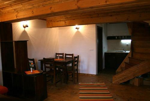 Hostal Complex Kosovo Houses