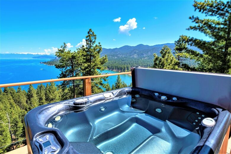 Lx10 Lakeview Jewel With Pooltable And Poker Machine