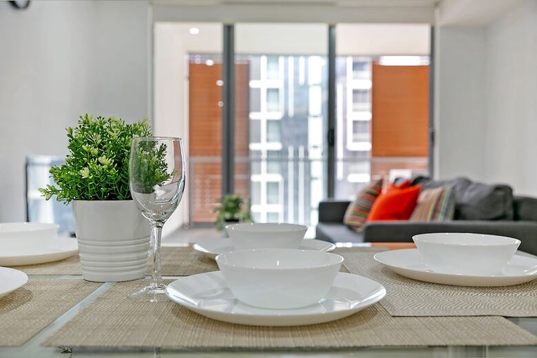 Apartamentos Luxury Spacious 2bd Near Airport & Train