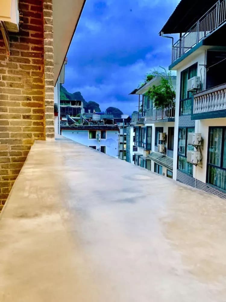 Yangshuo Qingyunge Hotel