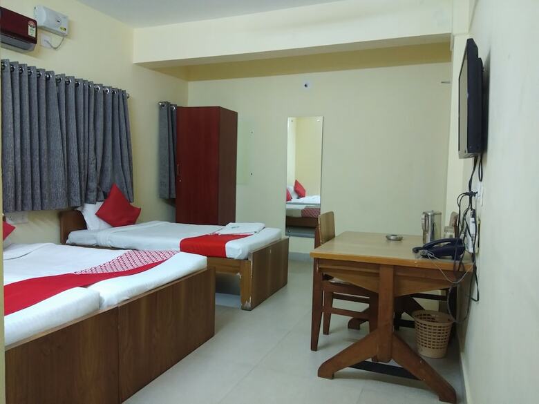 Hotel Green Plaza