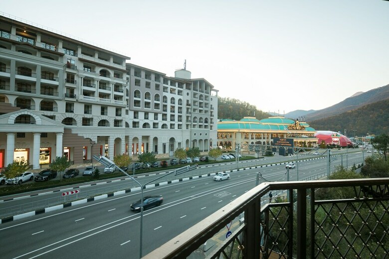 Vertex Hotel