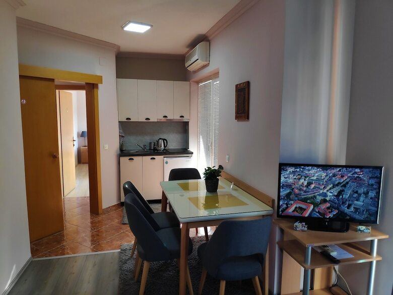 Apartments Lavo