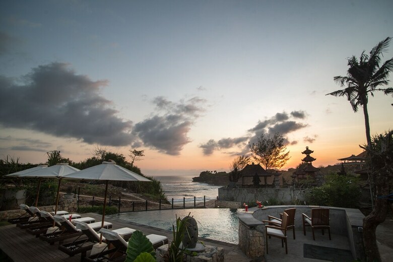 Hotel D'byas Beach Club And Villa