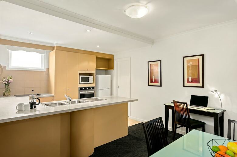Aparthotel Quest Royal Gardens