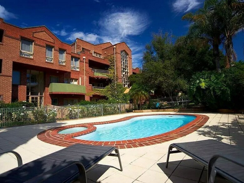Aparthotel Quest Royal Gardens