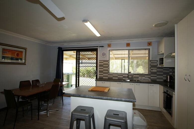 Apartamentos Brooklands - Budget Beach Shack Style Accomodation
