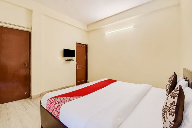 Oyo 60892 Hotel Shree Sumukh