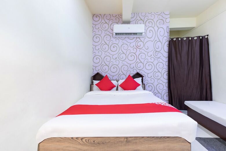 Spot On 42687 Hotel Verma Palace