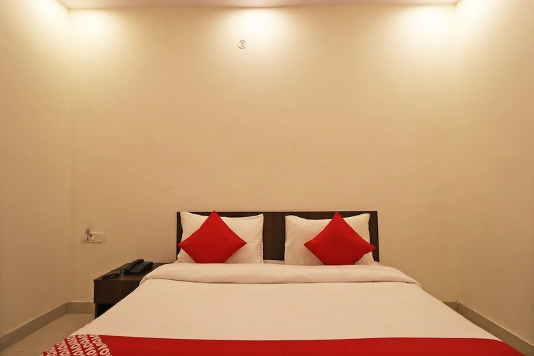 Hotel Oyo Flagship 36992 Sidharth Plaza Haiderpur