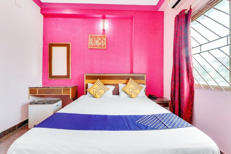 Hotel Spot On 62188 Sahara Residency