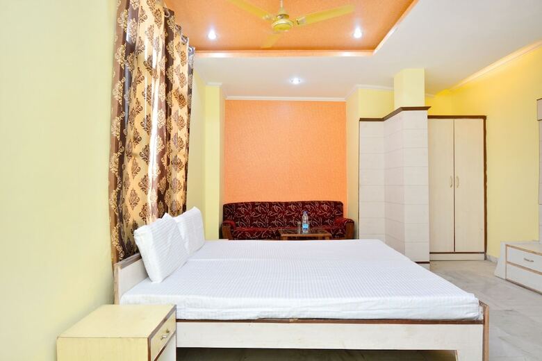 Spot On 41347 Hotel Royal Occassions