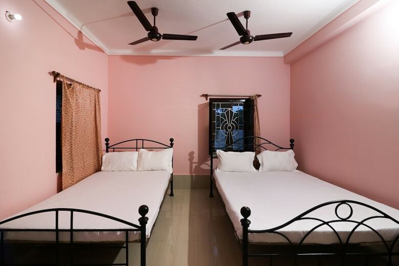 Hotel Spot On 49052 Shree Chaitanya Math Teertha Bhawan