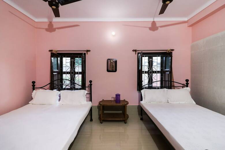 Hotel Spot On 49052 Shree Chaitanya Math Teertha Bhawan