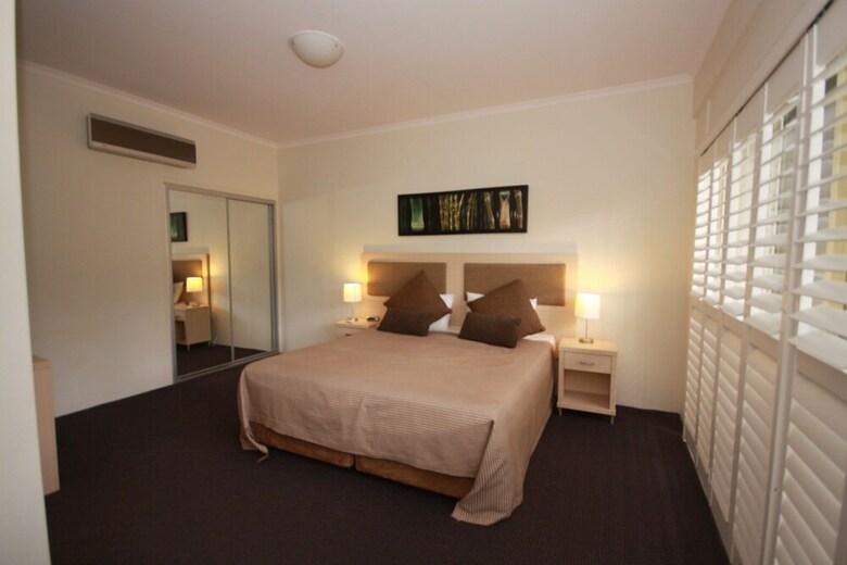 Pacific Blue Apartment 336, 265 Sandy Point Road