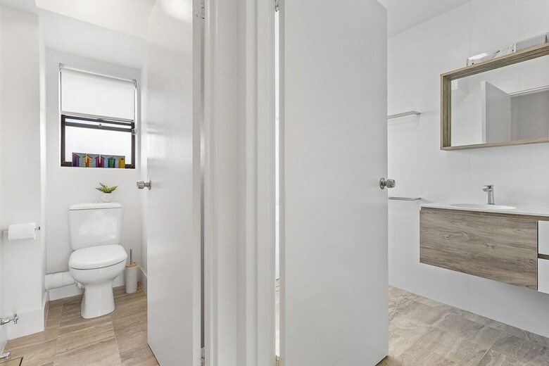 Apartamentos Shoreline, Unit 15,1 Intrepid Close