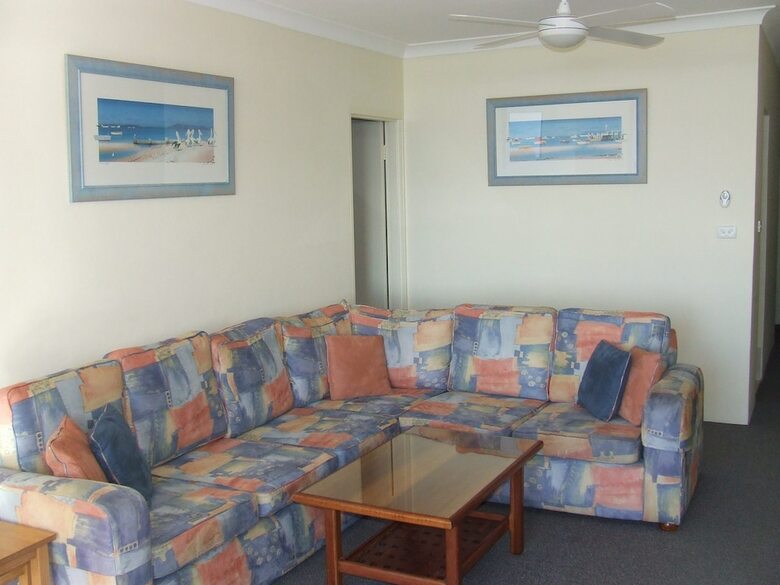 Apartamentos South Pacific, Unit 2/13-15 Shoal Bay Road