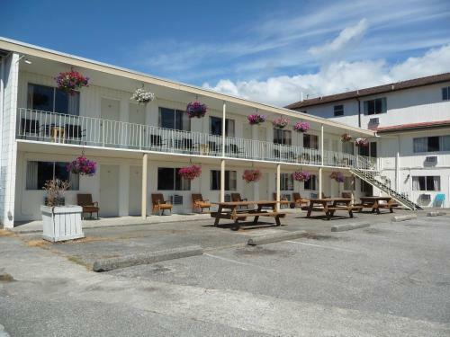 Sunnycrest Motel