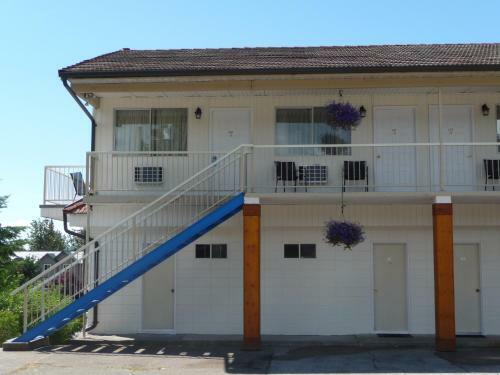 Sunnycrest Motel