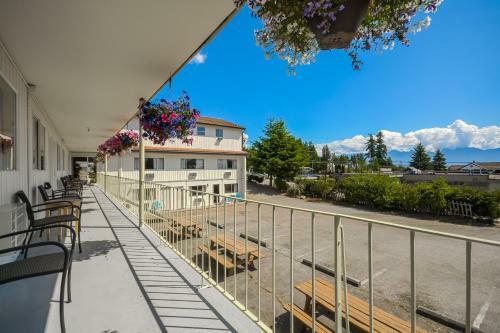 Sunnycrest Motel